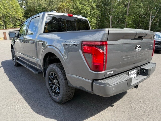 2025 Ford F-150 XLT photo 3