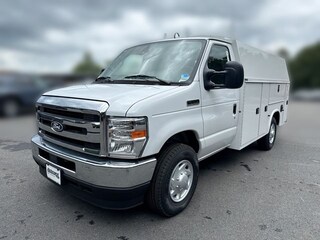 2026 Ford E-350 Cutaway Base Cutaway