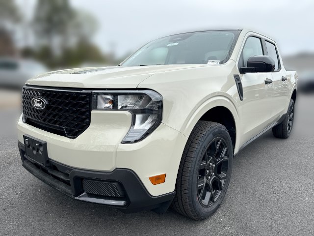 2025 Ford Maverick XLT 4D Crew Cab