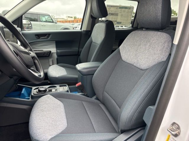 2025 Ford Maverick XLT - Photo 10