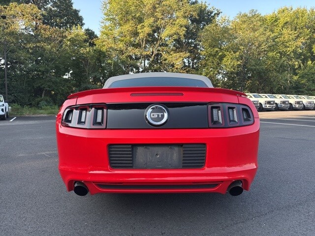 2014 Ford Mustang GT Convertible photo 4
