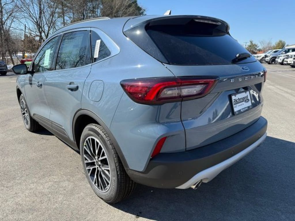 New 2026 Ford Escape Base 4D Sport Utility