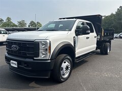 2024 Ford F-450 Chassis XL DRW 4D Crew Cab/Chassis