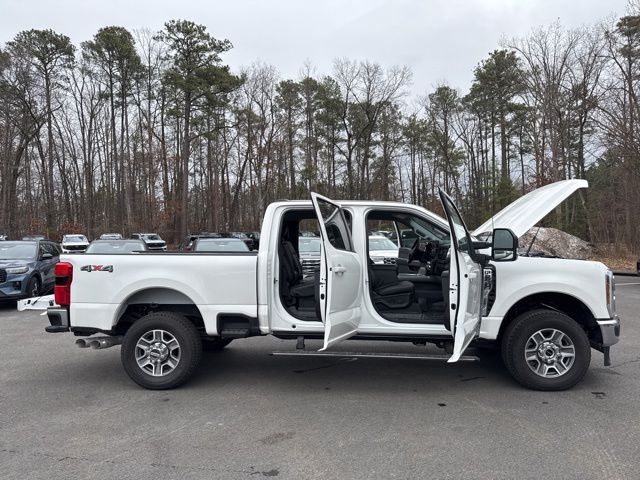 2025 Ford F-250 Super Duty Lariat - Photo 27