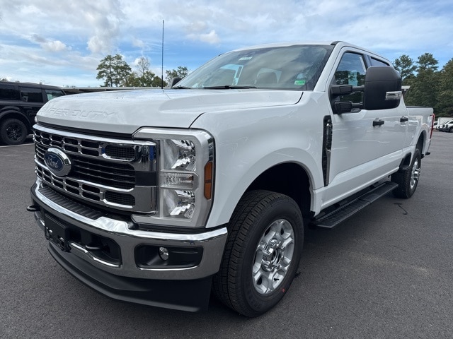 2026 Ford F-250 4D Crew Cab 