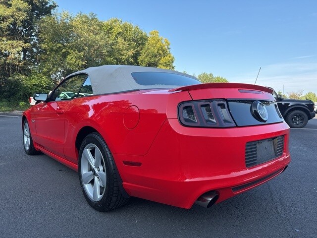 2014 Ford Mustang GT Convertible photo 3