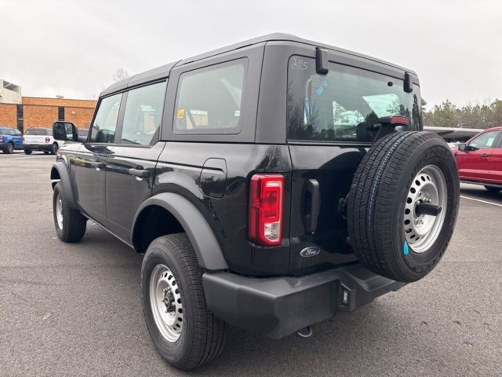 New 2025 Ford Bronco Base 4D Sport Utility