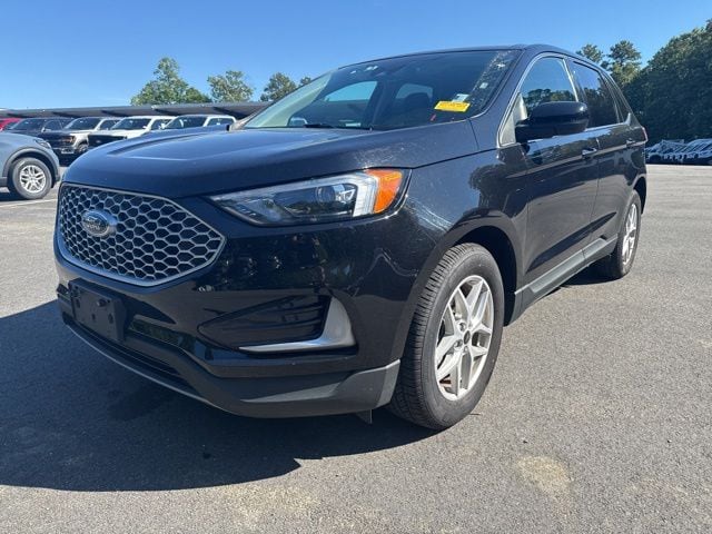 2024 Ford Edge SEL AWD's photo