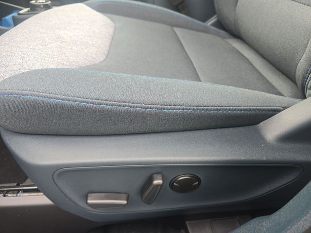 2025 Ford Maverick XLT - Photo 12
