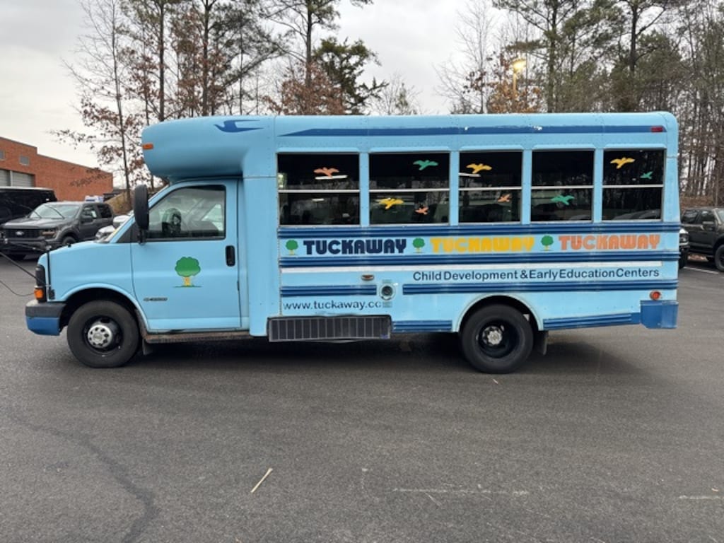 Used 2005 Chevrolet Express Van G3500 Base Cutaway Cab/Chassis
