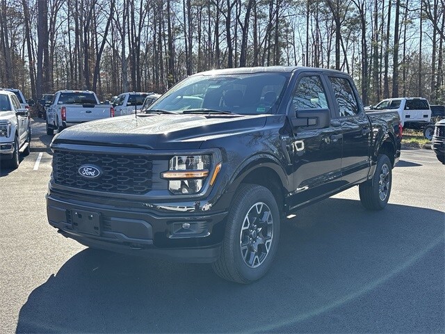 2025 Ford F-150 STX photo 4