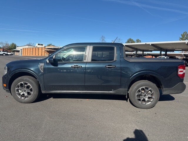 2023 Ford Maverick XLT photo 2