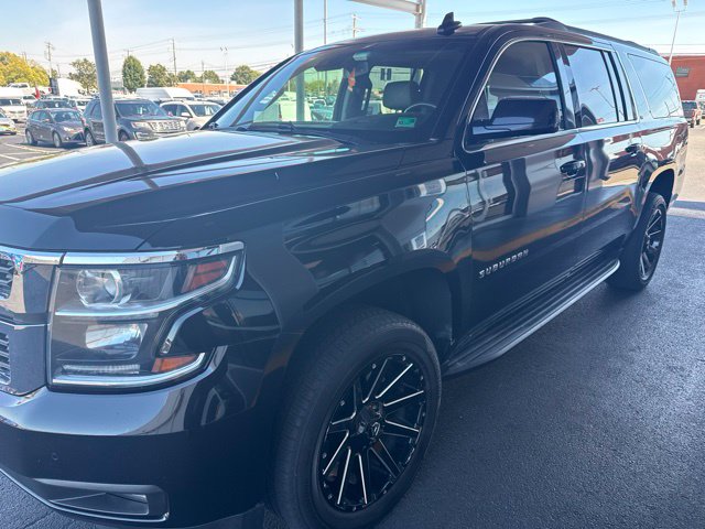 2019 Chevrolet Suburban LT