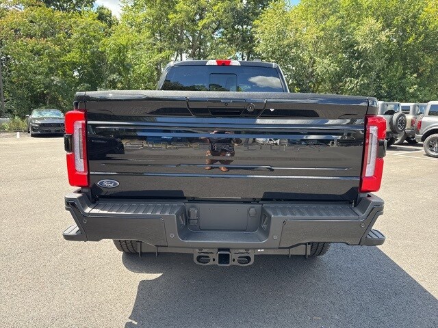2026 Ford F-250 Platinum photo 4