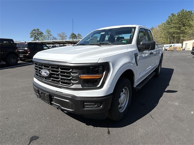 2025 Ford F-150 XL photo 4