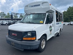 2004 GMC Savana G3500 Standard Cutaway Cab/Chassis