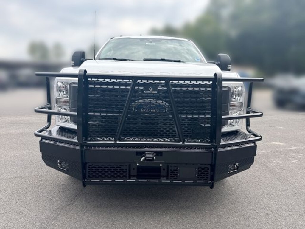 New 2026 Ford F-250 XL Custom 4D Crew Cab
