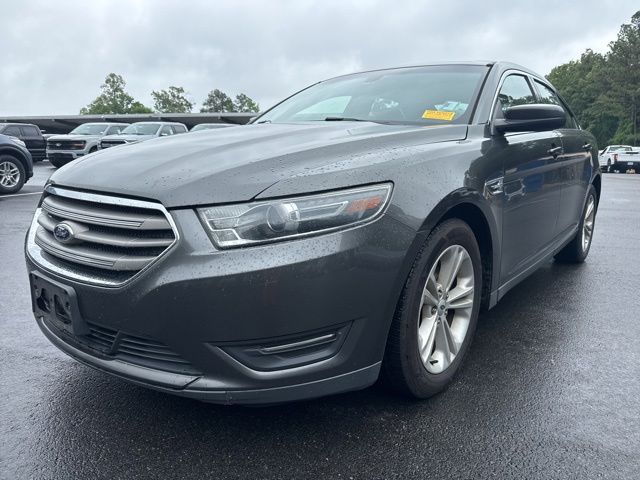2016 Ford Taurus SEL FWD's photo