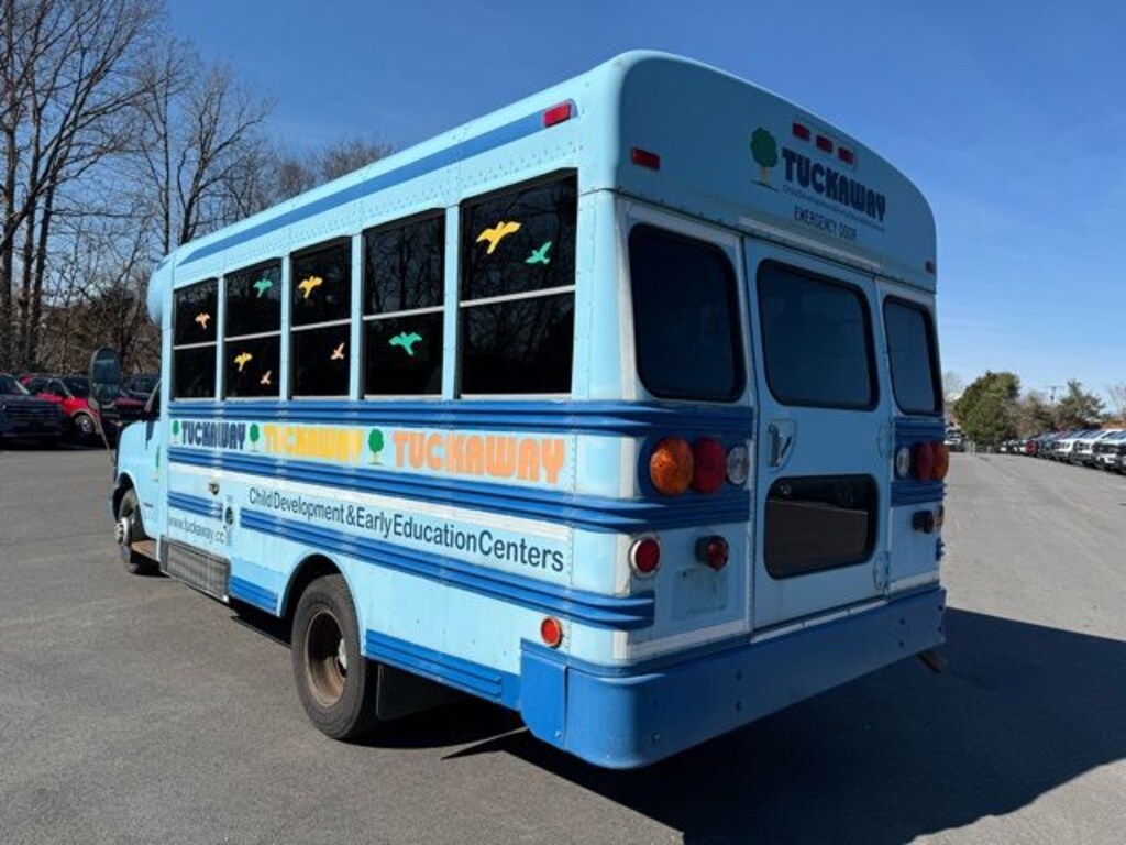 Used 2005 Chevrolet Express Van G3500 Base Cutaway Cab/Chassis