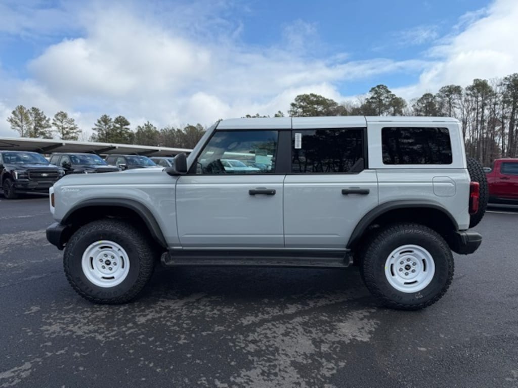 New 2026 Ford Bronco Heritage Edition 4D Sport Utility