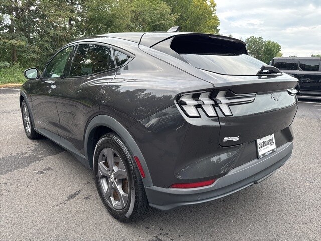 2022 Ford Mustang Mach-E Select photo 3