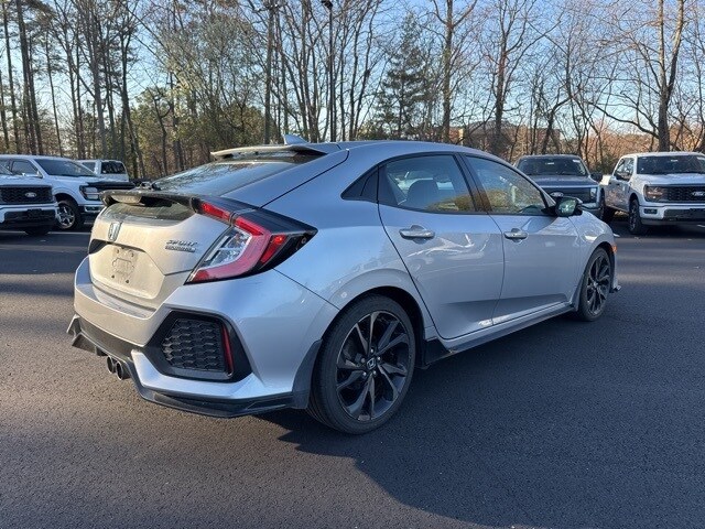 2019 Honda Civic Sport Touring Hatchback photo 3