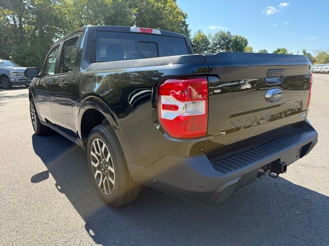 2024 Ford Maverick Lariat photo 2
