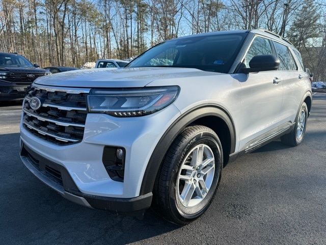 2025 Ford Explorer 4D Sport Utility 