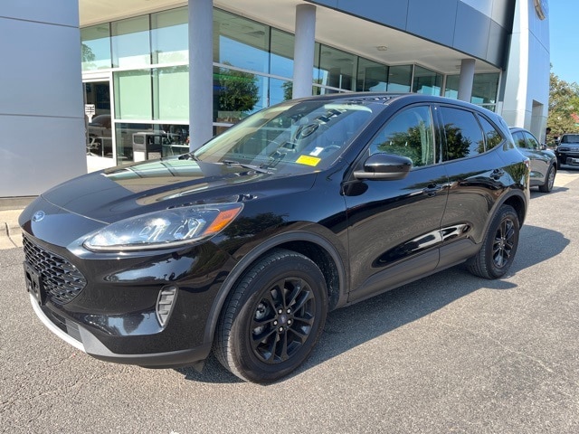 Used 2020 Ford Escape SE with VIN 1FMCU9BZ8LUB53090 for sale in Glen Allen, VA