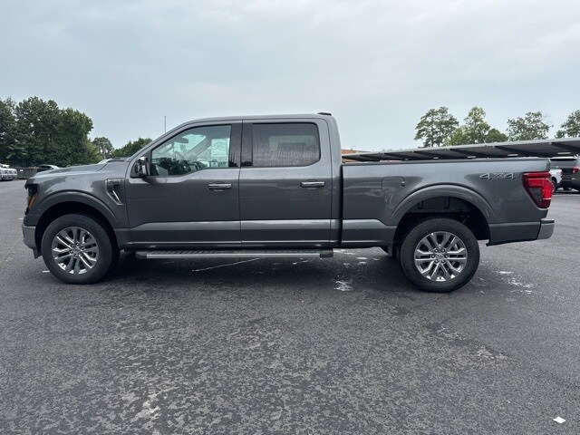 2024 Ford F-150 XLT photo 2