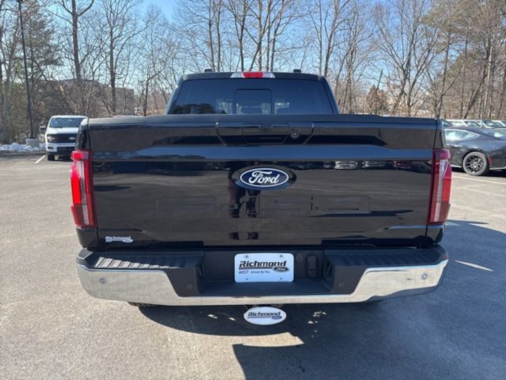 New 2025 Ford F-150 Lariat 4D SuperCrew