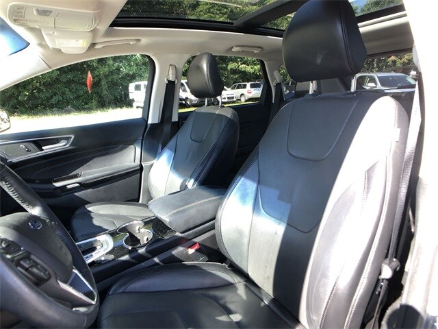 2018 Ford Edge Titanium photo 3