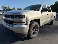 2018 Chevrolet Silverado 1500 Custom Truck