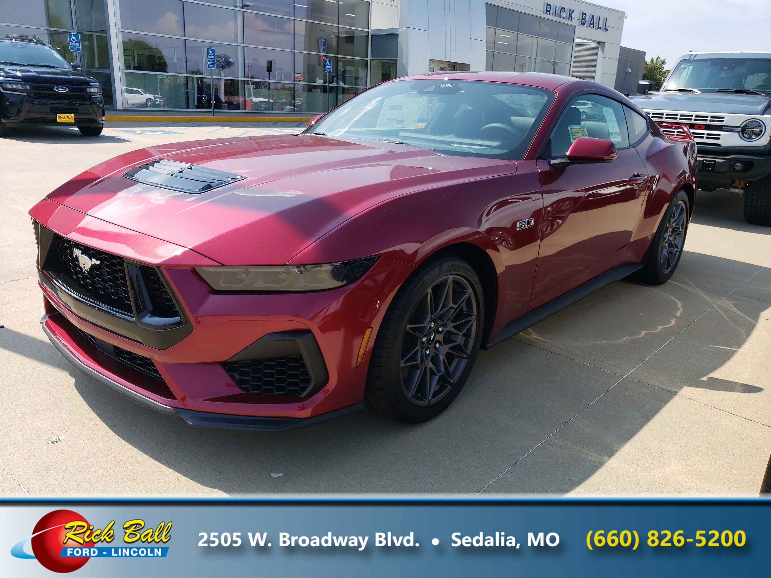 2025 Ford Mustang GT Premium photo 3