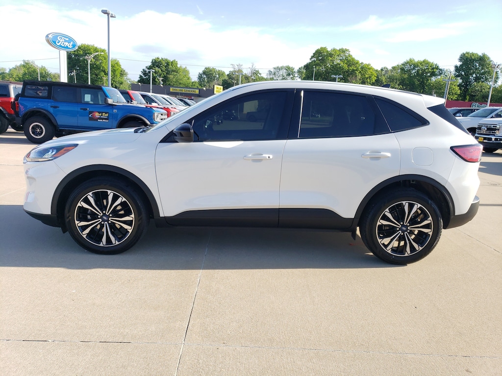 Used 2022 Ford Escape SE SUV