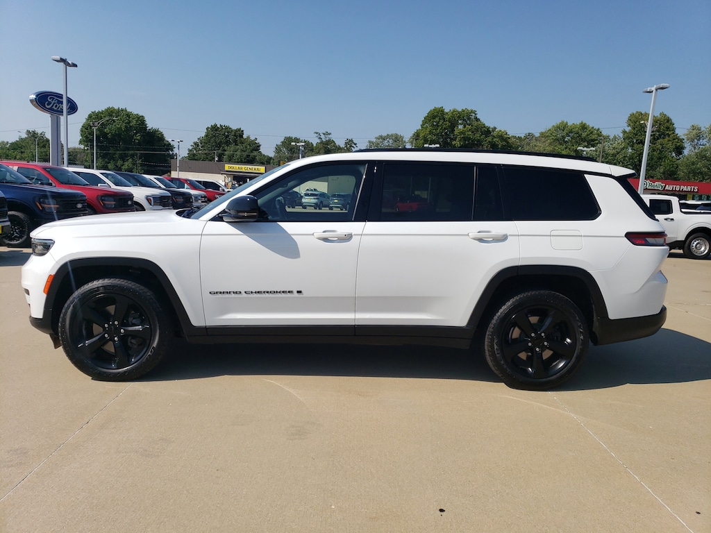 Used 2021 Jeep Grand Cherokee L Altitude SUV