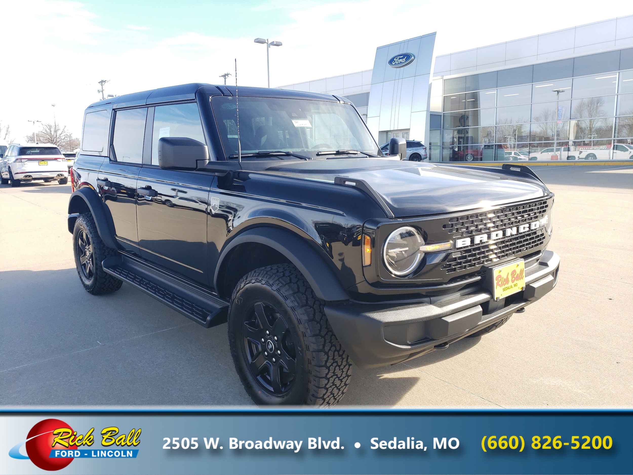 2025 Ford Bronco 4-Door Big Bend's photo