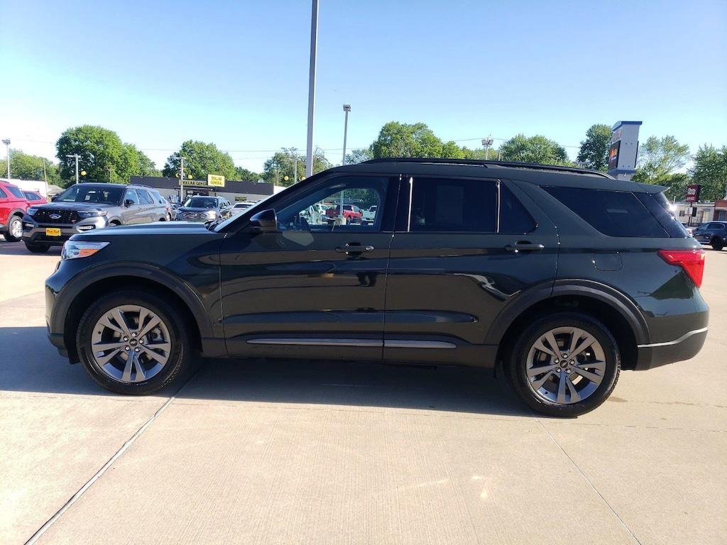 Used 2022 Ford Explorer XLT SUV