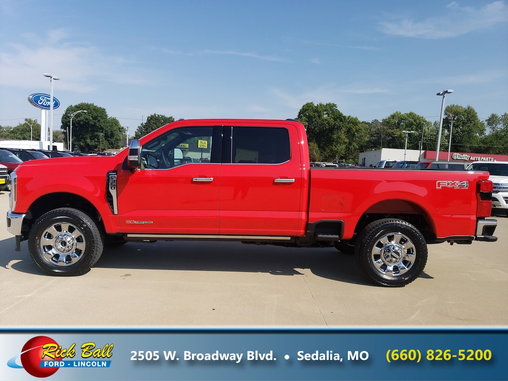 New 2026 Ford Super Duty F-350 Lariat Truck Crew Cab