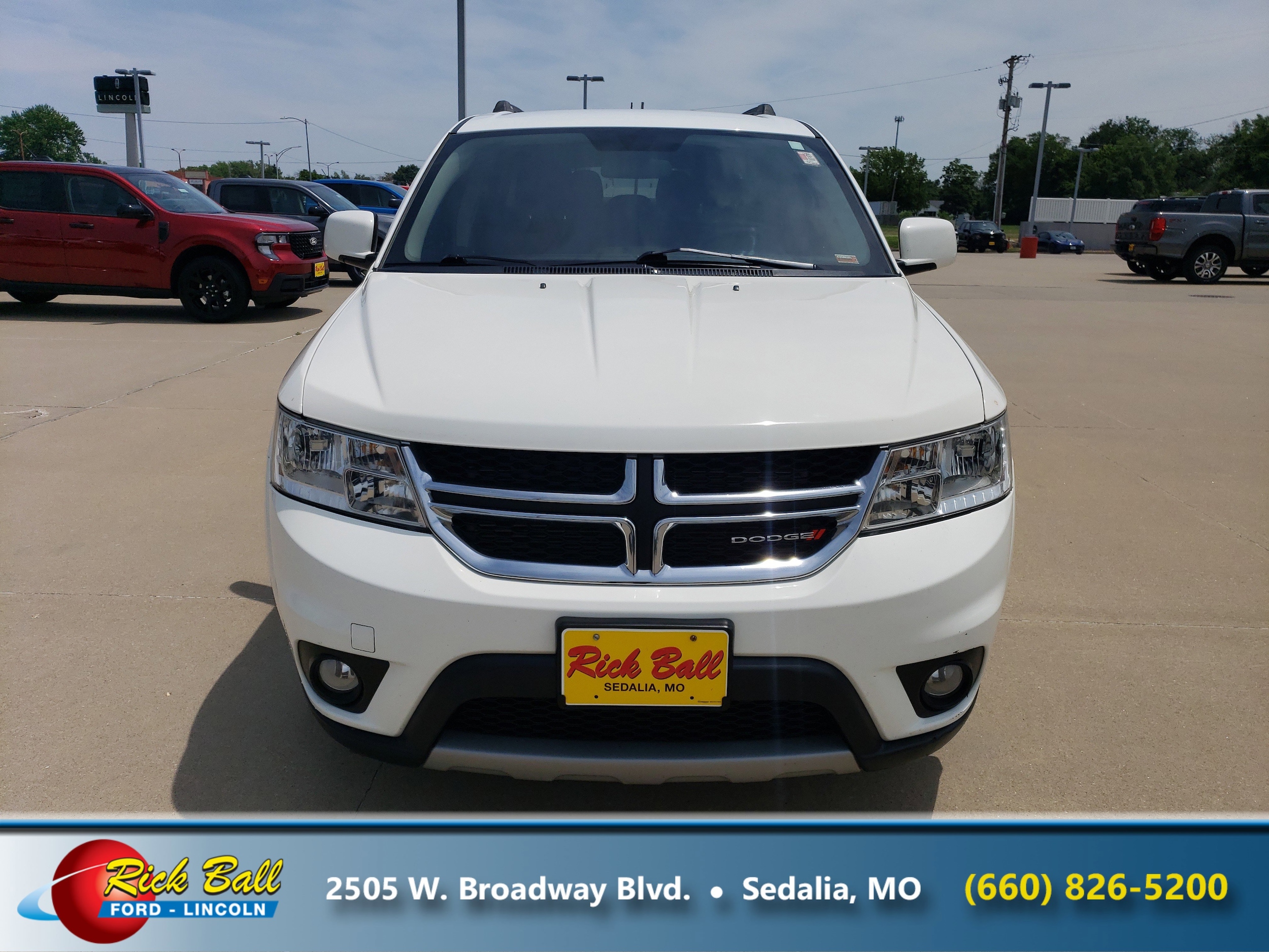 Used 2017 Dodge Journey SXT with VIN 3C4PDCBG4HT573111 for sale in Kansas City