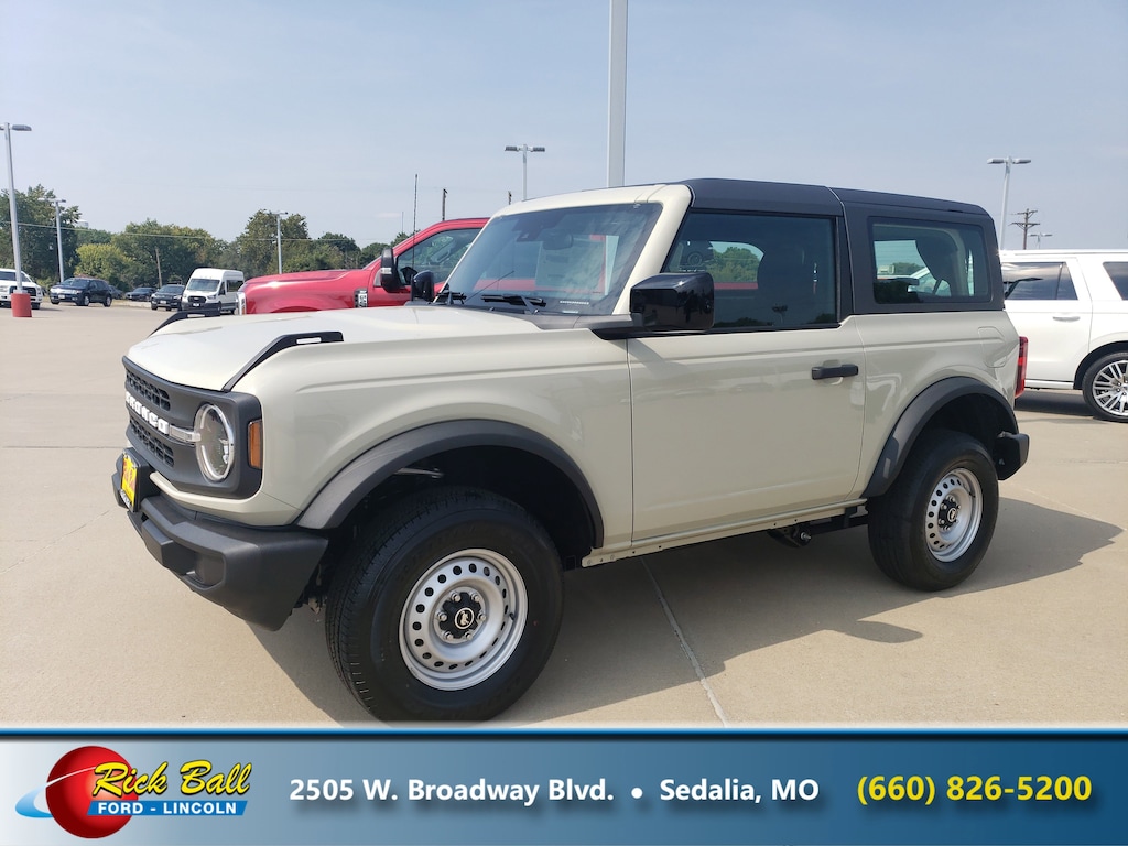 New 2025 Ford Bronco Base SUV