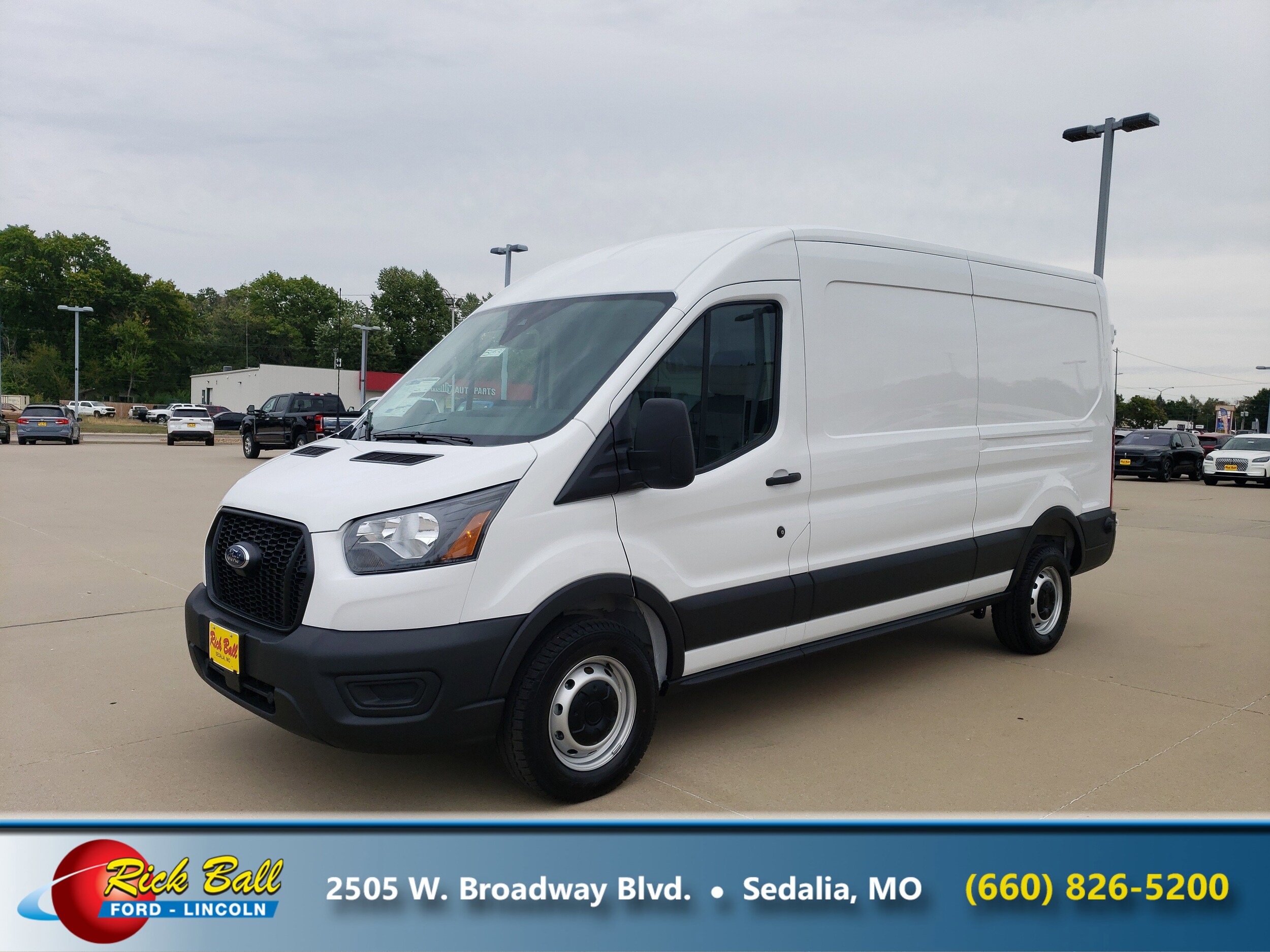 2025 Ford Transit Cargo Van photo 3