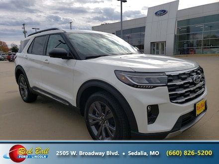 2025 Ford Explorer Active SUV