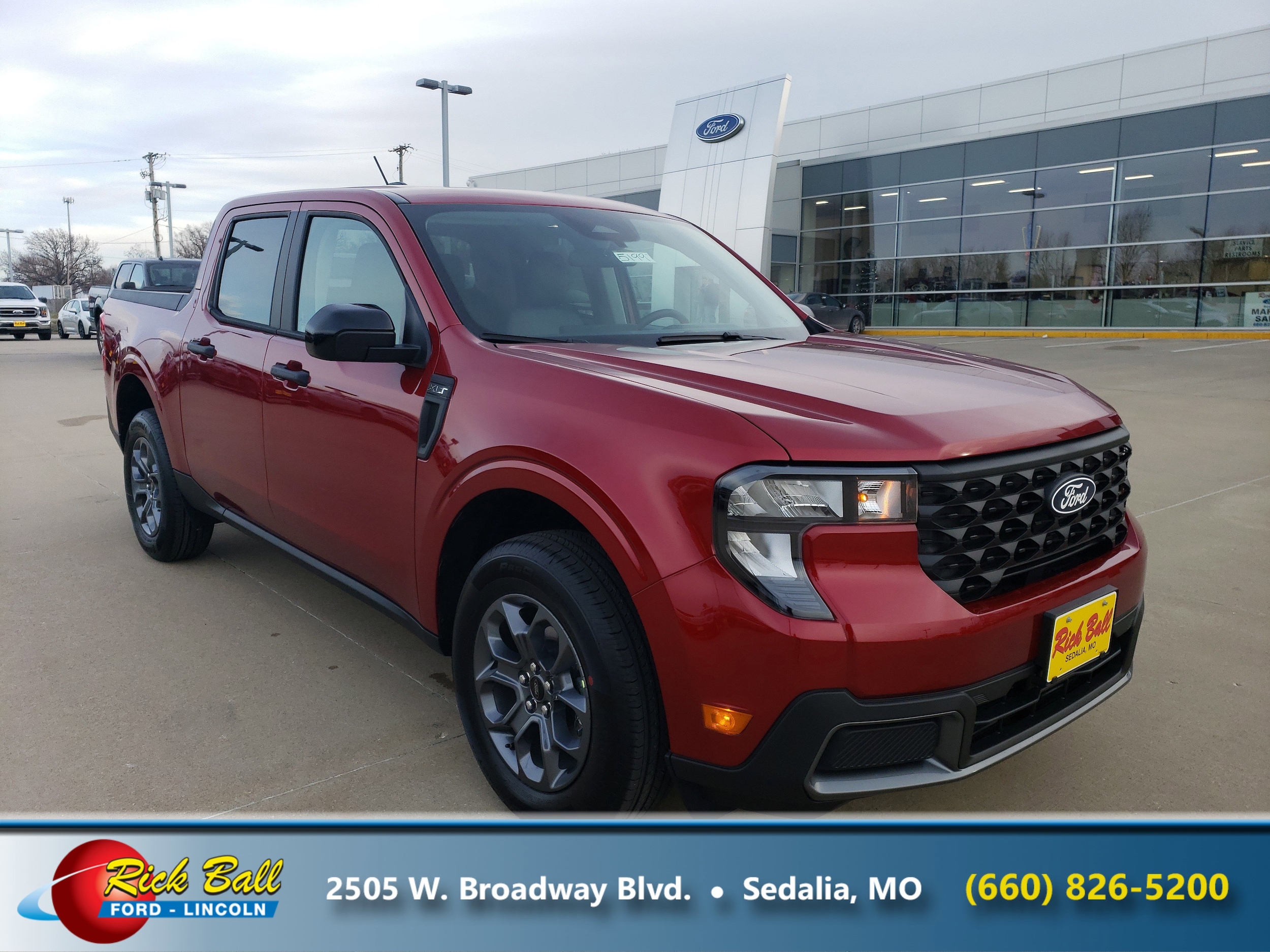 2025 Ford Maverick XLT's photo