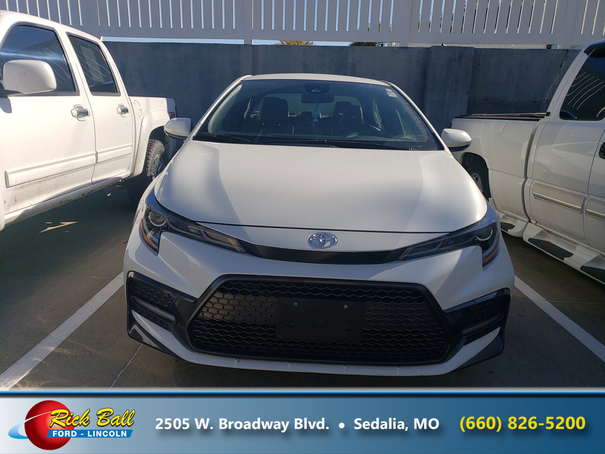 2020 Toyota Corolla Base photo 2