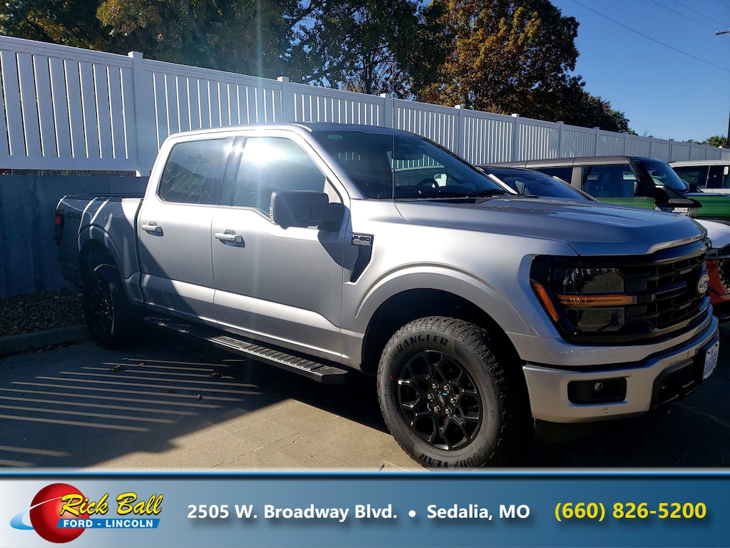 New 2025 Ford F-150 XLT Truck SuperCrew Cab