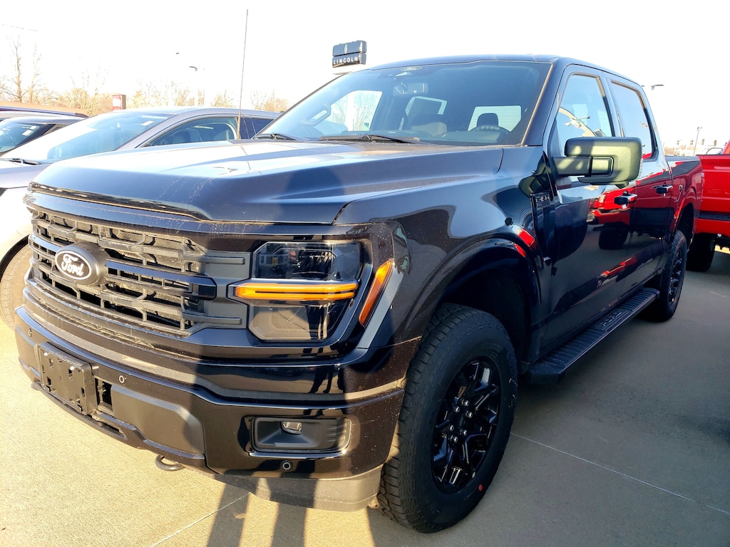 New 2025 Ford F-150 XLT Truck SuperCrew Cab