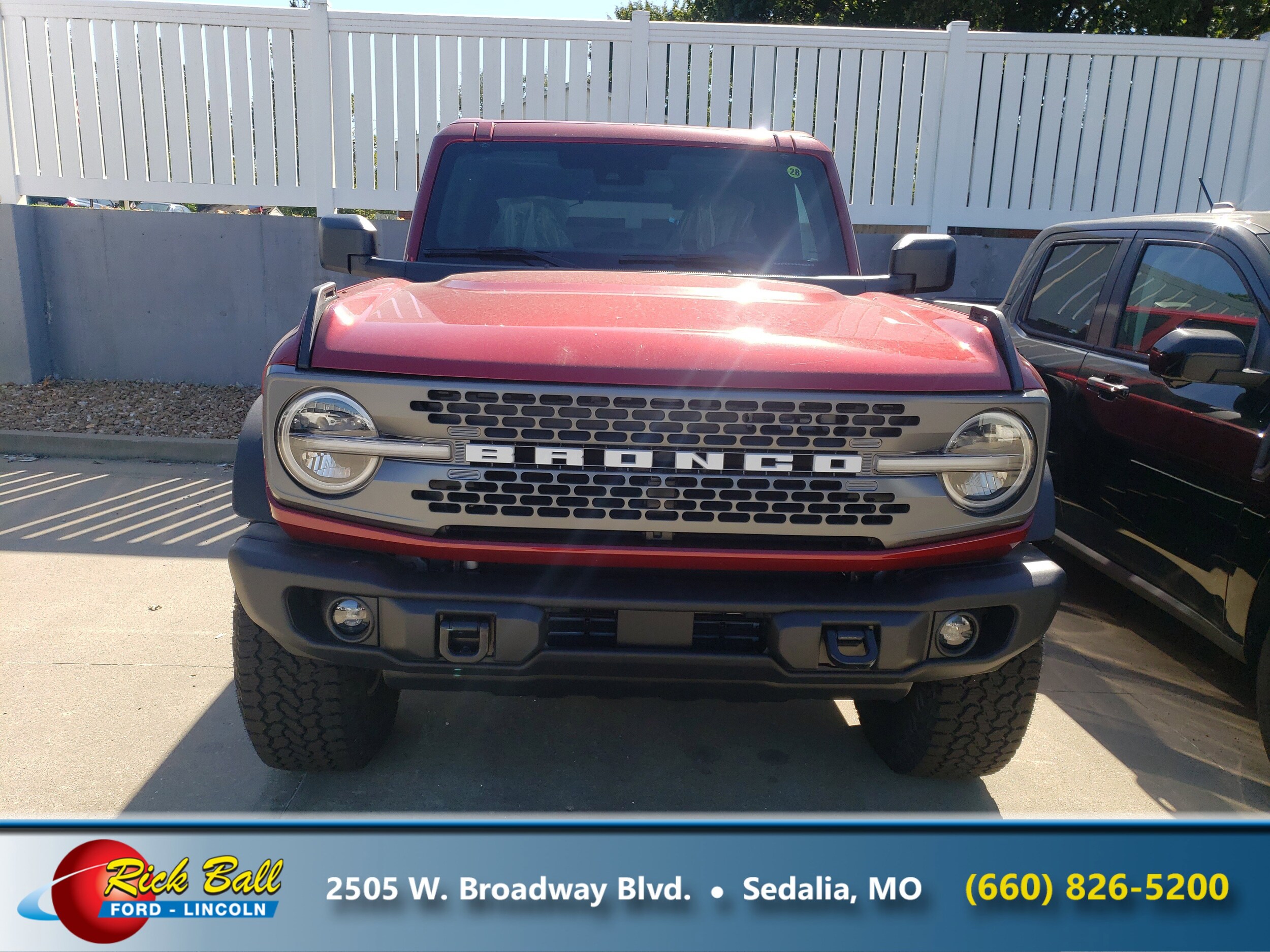 2025 Ford Bronco Sport Badlands photo 2