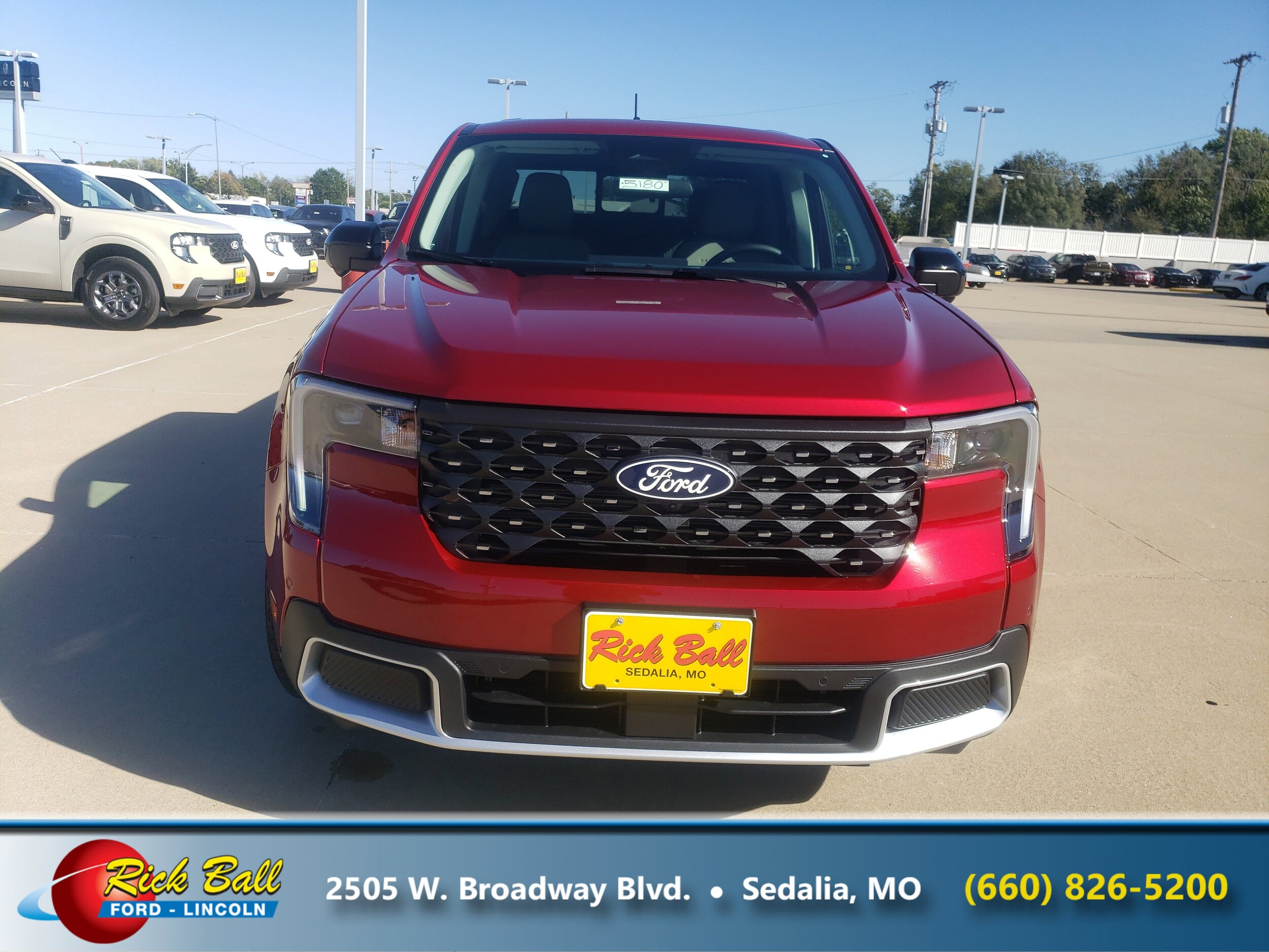 2025 Ford Maverick Lariat photo 2