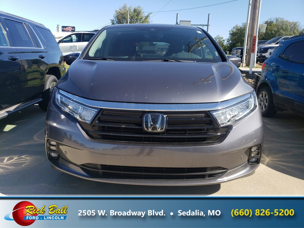Used 2024 Honda Odyssey Touring Van